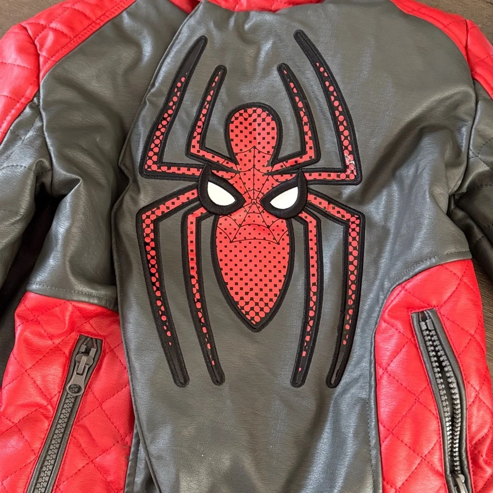 Disney Marvel Spider-Man Faux Leather Red Biker Jacket Coat Size 7/8‎ Kids - Picture 3 of 9